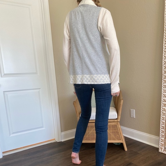 Cozy & Lightweight Vest - Picture 3 of 7